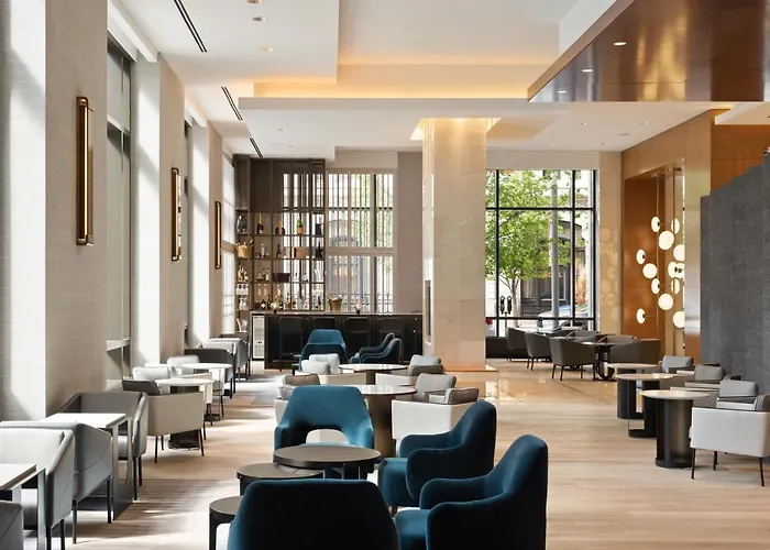 Top Hotels Near Butterfly Pavilion Denver