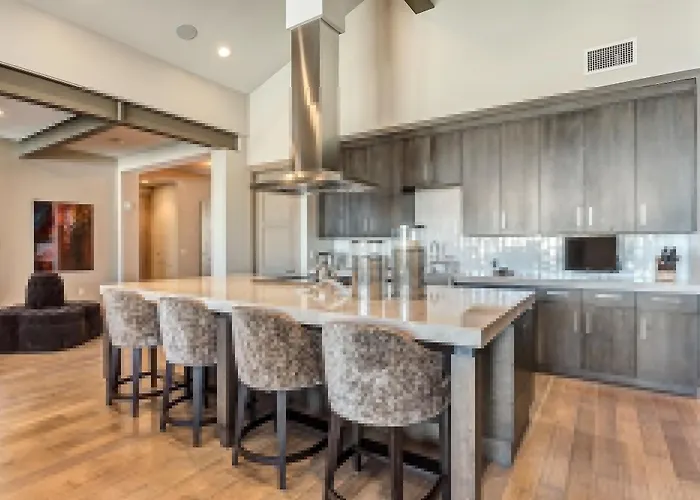 Top Hotels in Park City with Indoor Pools