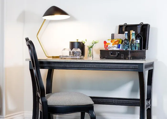 Top Historic Hotels in Los Angeles