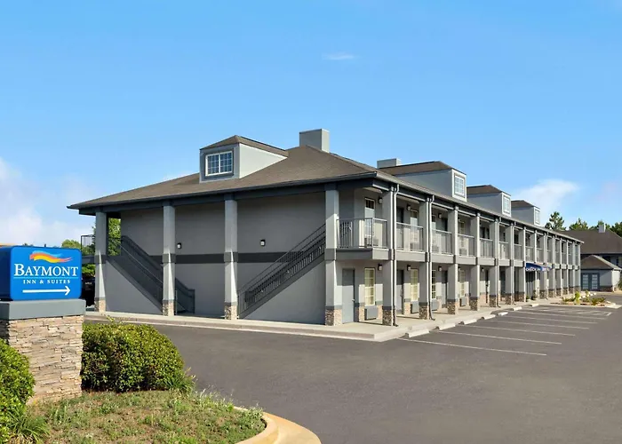 Top Hotels in Warner Robins for Delightful Stays