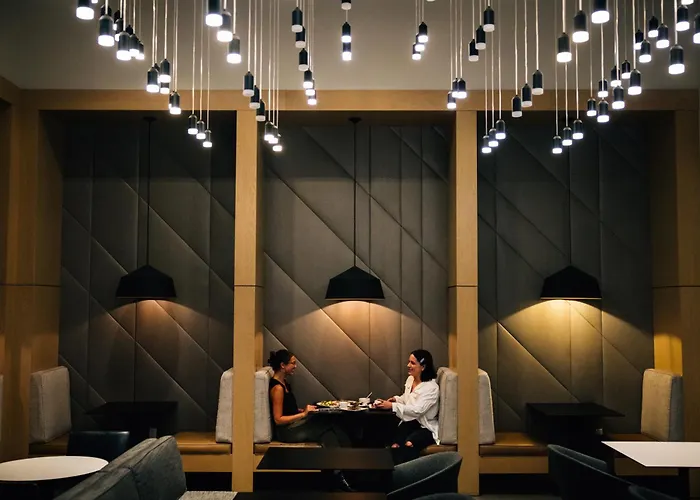 Top Hotels Near Mile High Flea Market Denver