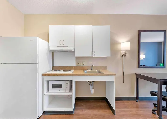 Top Weekly Rate Hotels in Charlotte, NC