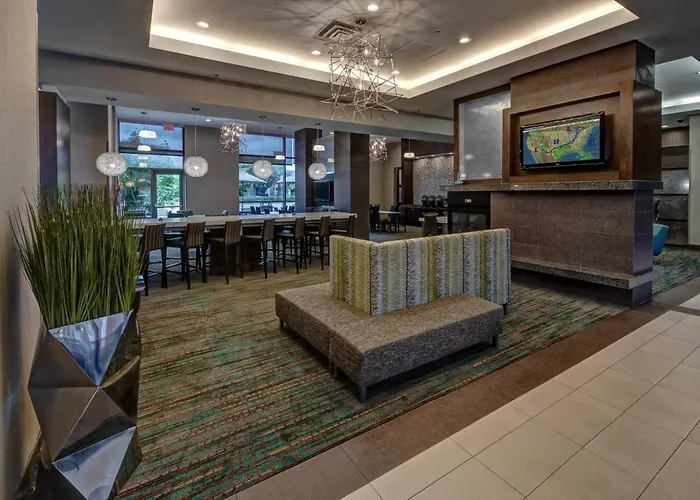 Best Hotels in Downtown Norfolk, VA
