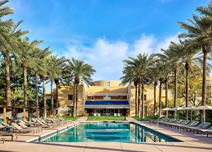 Best Hotels Near Wet n Wild Water Park Phoenix
