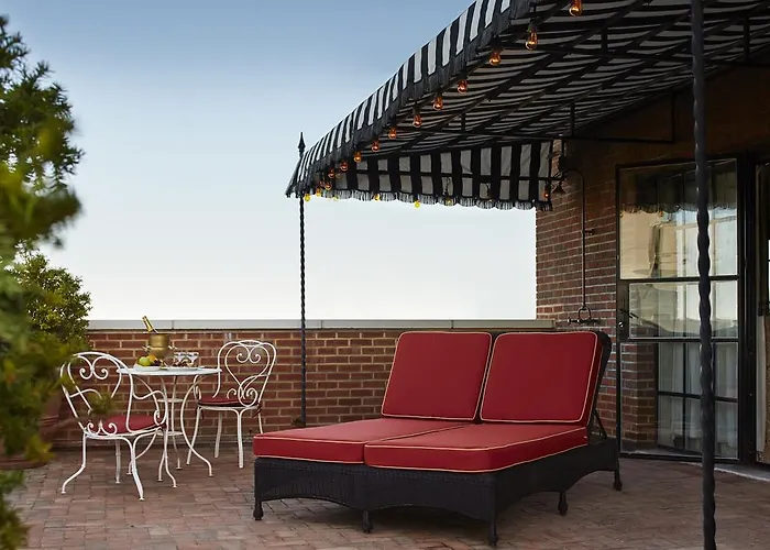 Top Lower East Side New York Hotels